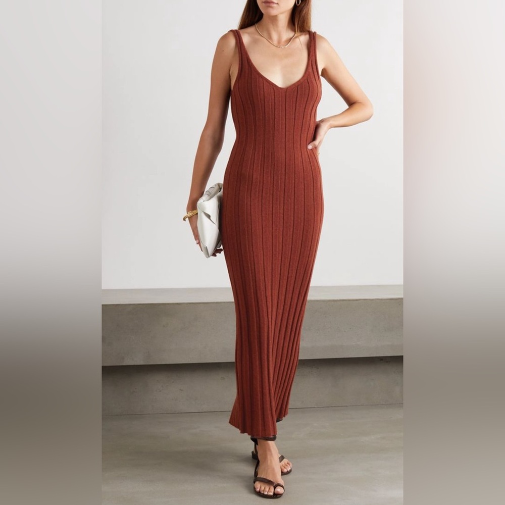 KHAITE Louis ribbed cashmere dress